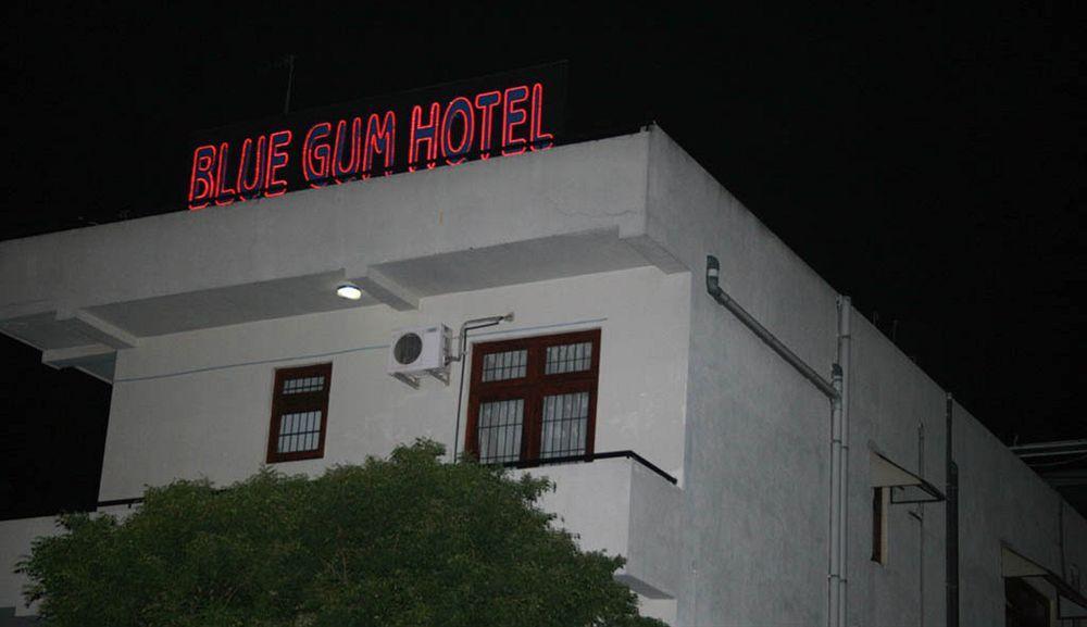 Blue Gum Hotel Ja-Ela Esterno foto